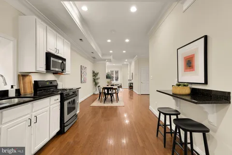$645,000 | 1512 Park Road Northwest, Unit 2, Washington, DC 20010