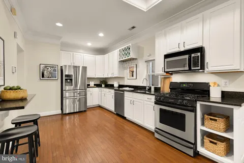 $645,000 | 1512 Park Road Northwest, Unit 2, Washington, DC 20010