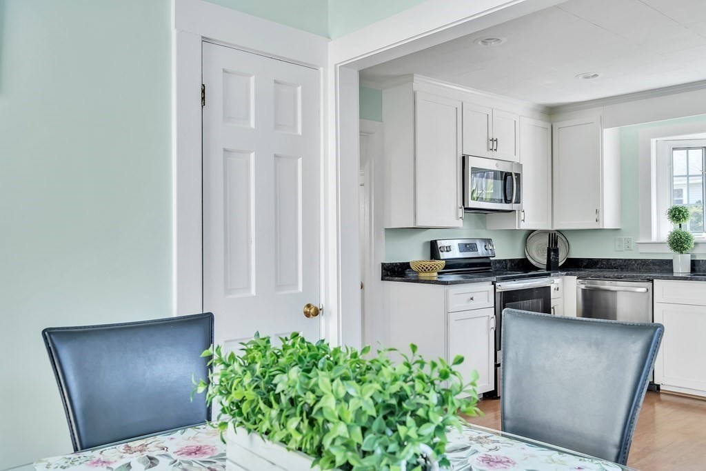 1 Homestead Street Lexington, MA 02421 - Photo 18 of 42