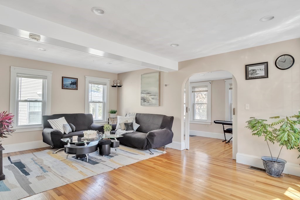 1 Homestead Street Lexington, MA 02421 - Photo 4 of 42