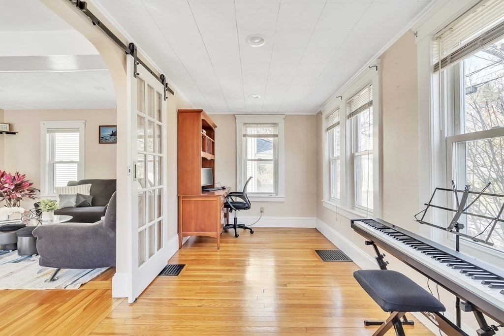 1 Homestead Street Lexington, MA 02421 - Photo 8 of 42