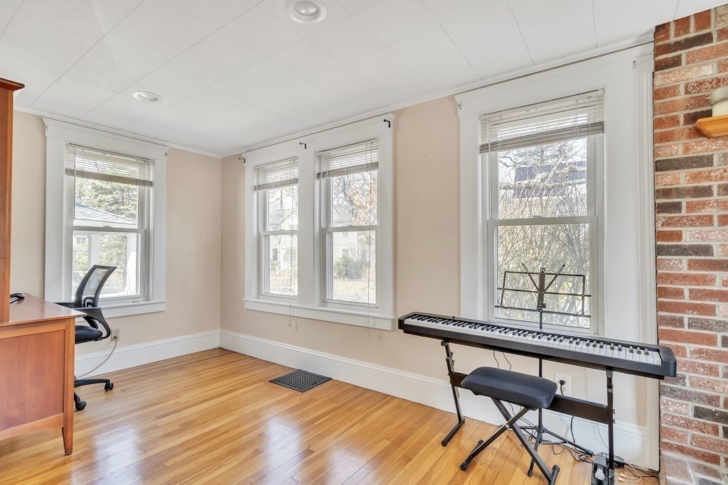 1 Homestead Street Lexington, MA 02421 - Photo 9 of 42