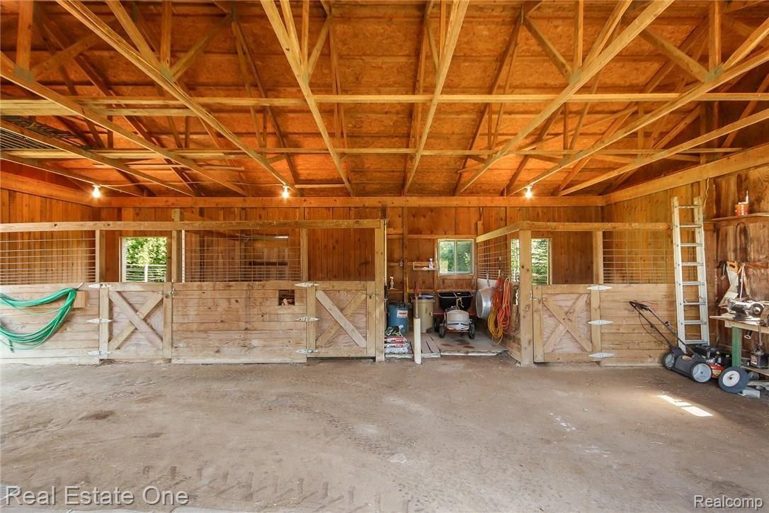 3550 Johnson Road Saline, MI 48176 - Photo 75 of 82 3 HORSE STALLS