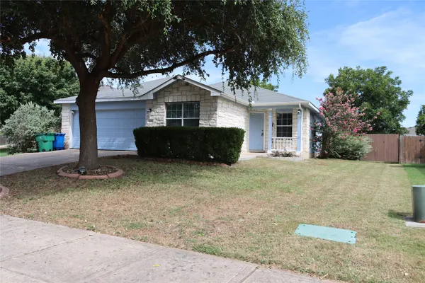 $2,000 | 1910 Muscovy Cove, Taylor, TX 76574