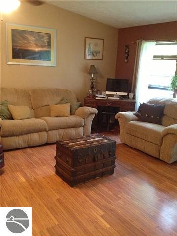 10792 White Pine Road Interlochen, MI 49643 - Photo 15 of 21 1749279-14.JPG