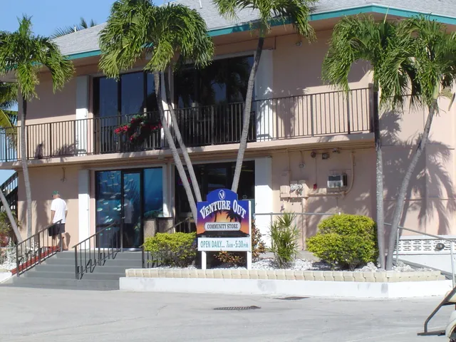 $329,000 | 701 Spanish Main Drive, Unit 641, Cudjoe, FL 33042