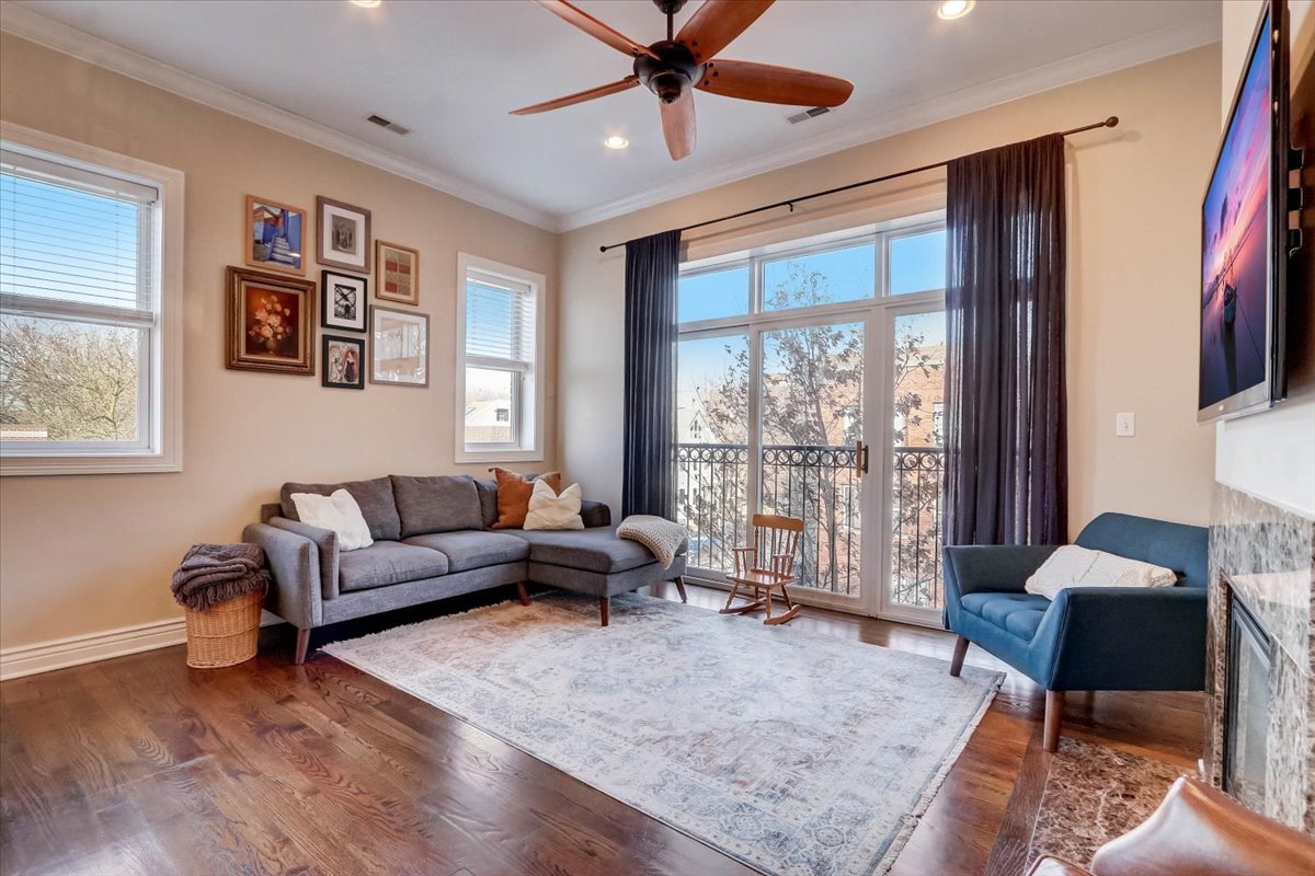 Undisclosed Address Chicago, IL 60657 - Photo 5 of 23 a living room with furniture and a window