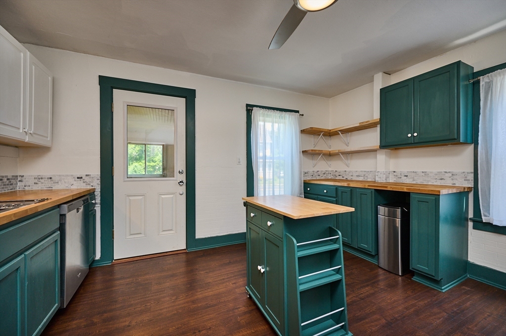 78 Ferry Street Easthampton, MA 01027 - Photo 8 of 35