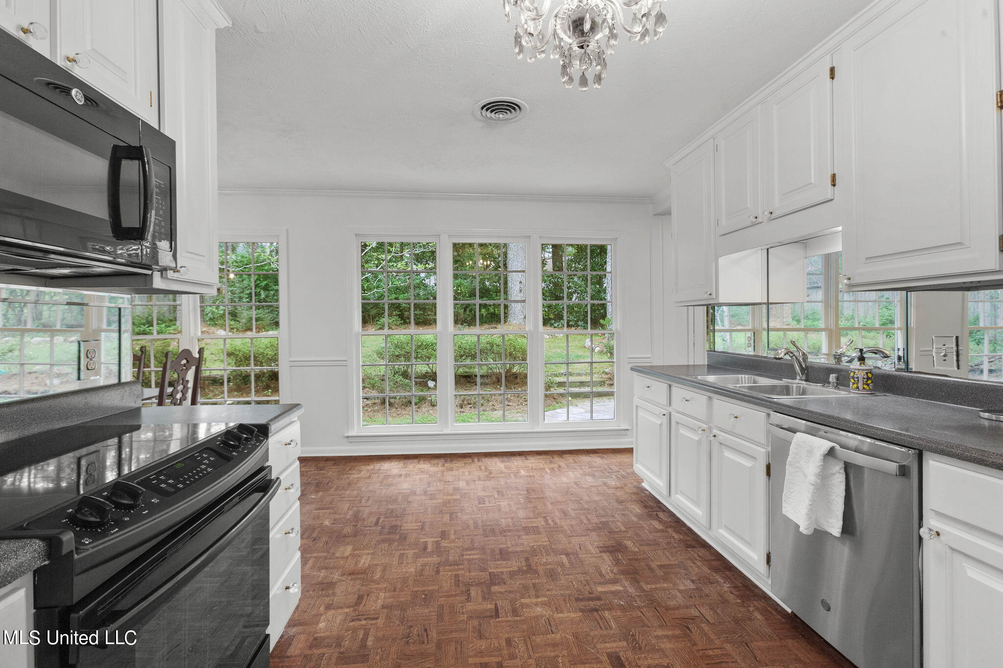 4654 Katherine Boulevard Jackson, MS 39211 - Photo 16 of 36 20-web-or-mls-4654 Katherine-20