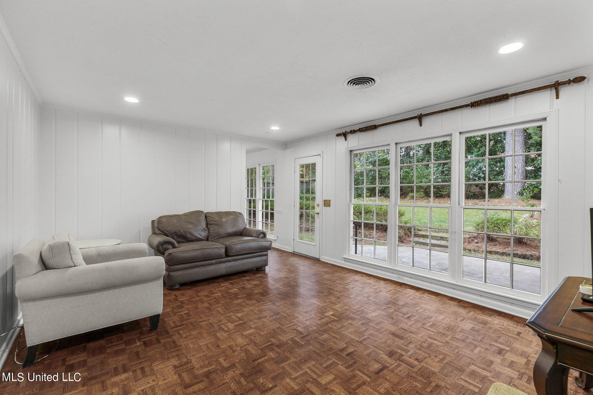 4654 Katherine Boulevard Jackson, MS 39211 - Photo 18 of 36 23-web-or-mls-4654 Katherine-23