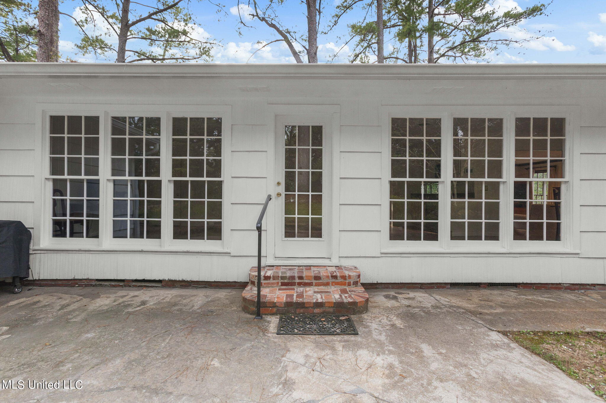 4654 Katherine Boulevard Jackson, MS 39211 - Photo 29 of 36 34-web-or-mls-4654 Katherine-34