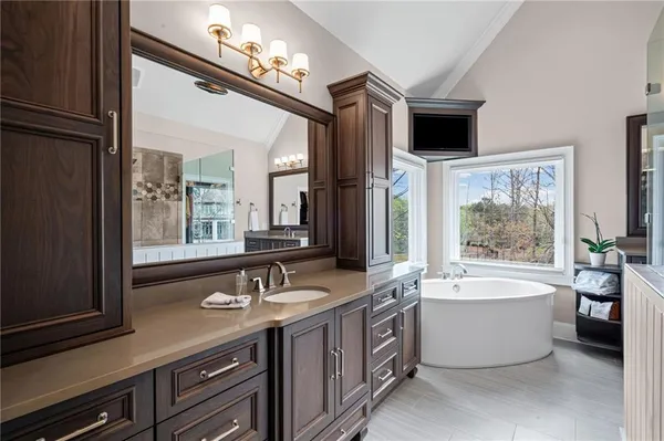 $889,000 | 5601 Lanyard Court, Gainesville, GA 30504