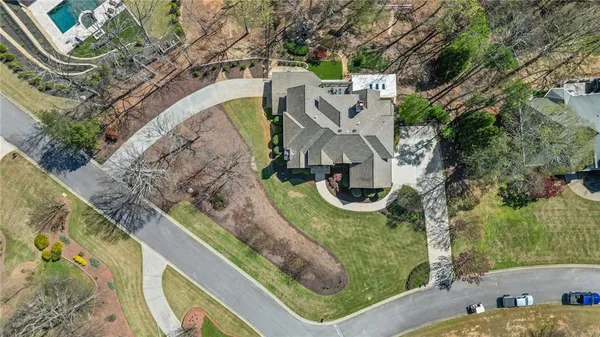 $889,000 | 5601 Lanyard Court, Gainesville, GA 30504