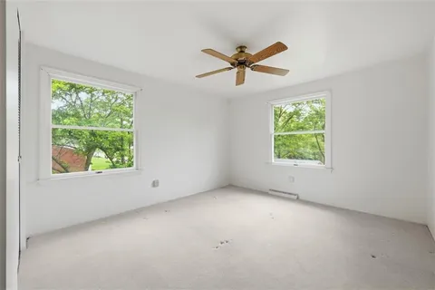 $450,000 | 139 East Edgewood Drive, Canonsburg, PA 15317