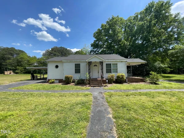 $950,000 | 400 Field Street, Cary, NC 27513