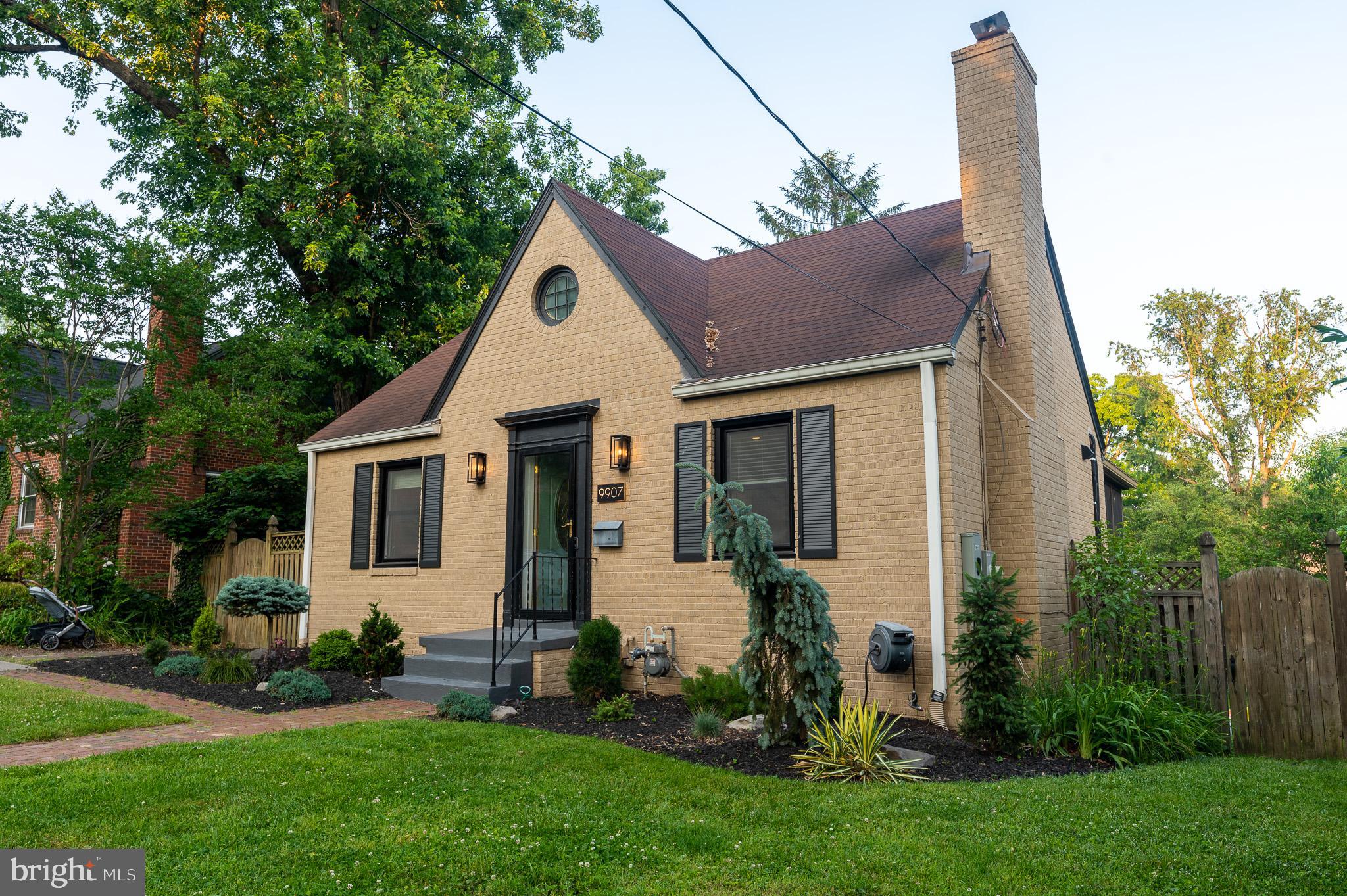 9907 Markham Street Silver Spring, MD 20901 - Photo 2 of 34