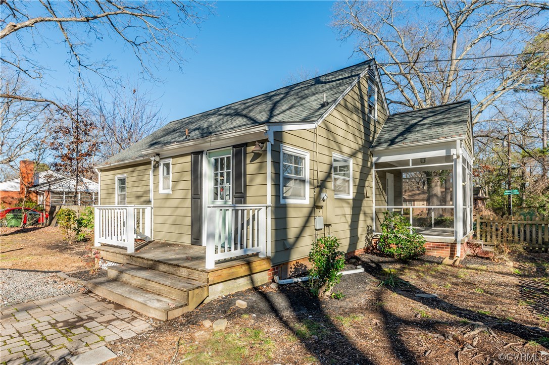 1200 Boroughbridge Road Richmond, VA 23225 - Photo 36 of 43 a front view of a house with garden