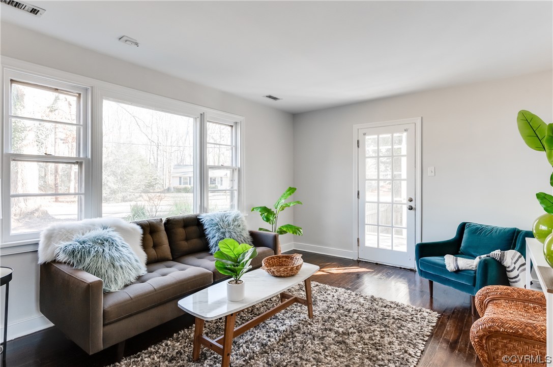 1200 Boroughbridge Road Richmond, VA 23225 - Photo 8 of 43 a living room with furniture and a window