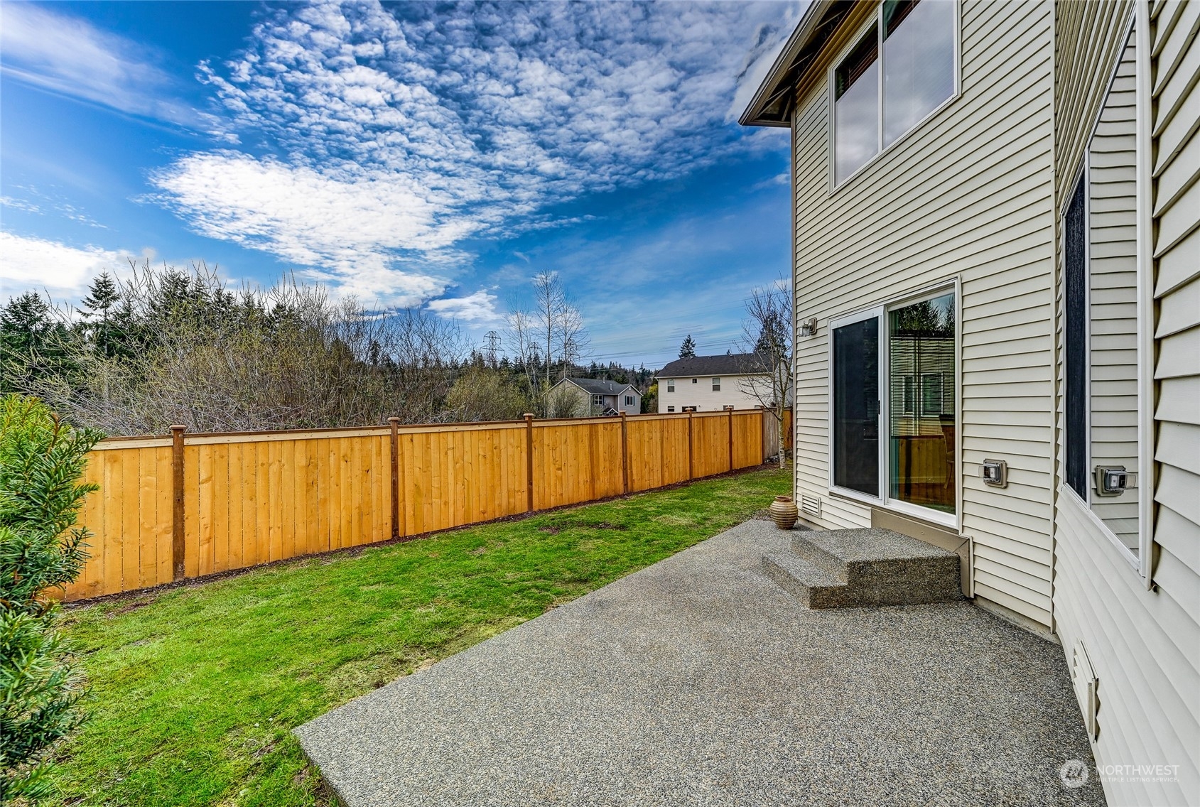 19110 13th Avenue Southeast Bothell, WA 98012 - Photo 29 of 32 a view of a backyard with a garden