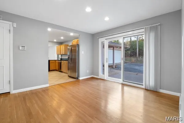 $3,200 | 8408 Louwen Drive, Ladue, MO 63124