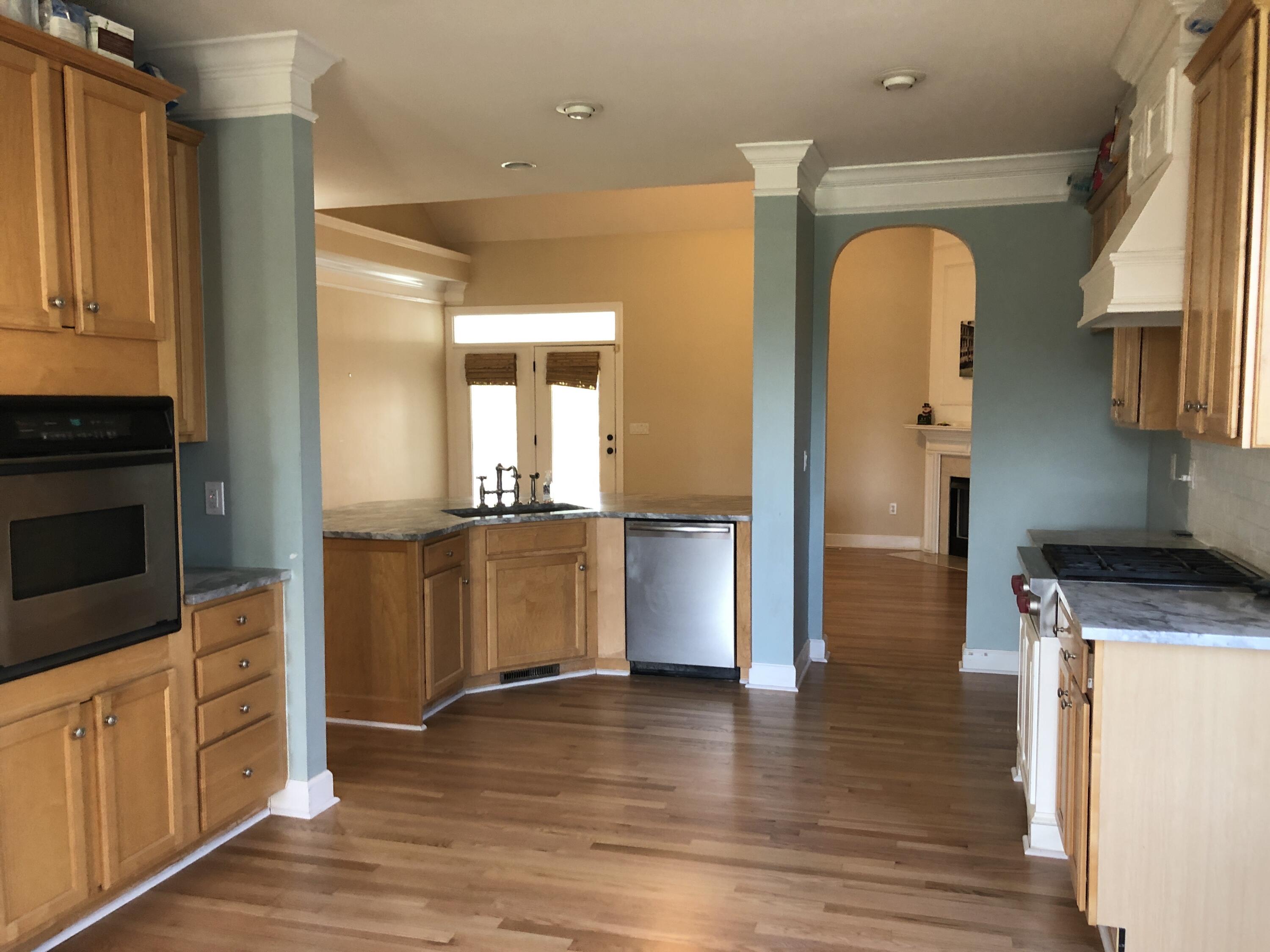 2556 River Lake Walk Mount Pleasant, SC 29466 - Photo 14 of 97 13