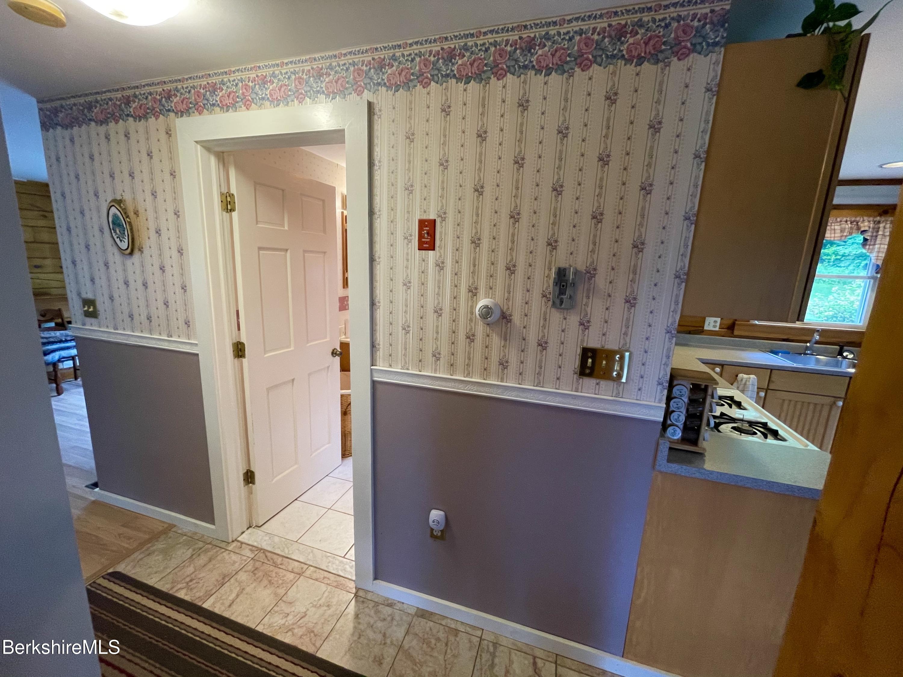 8 Sandisfield Road Sandisfield, MA 01255 - Photo 17 of 35 9