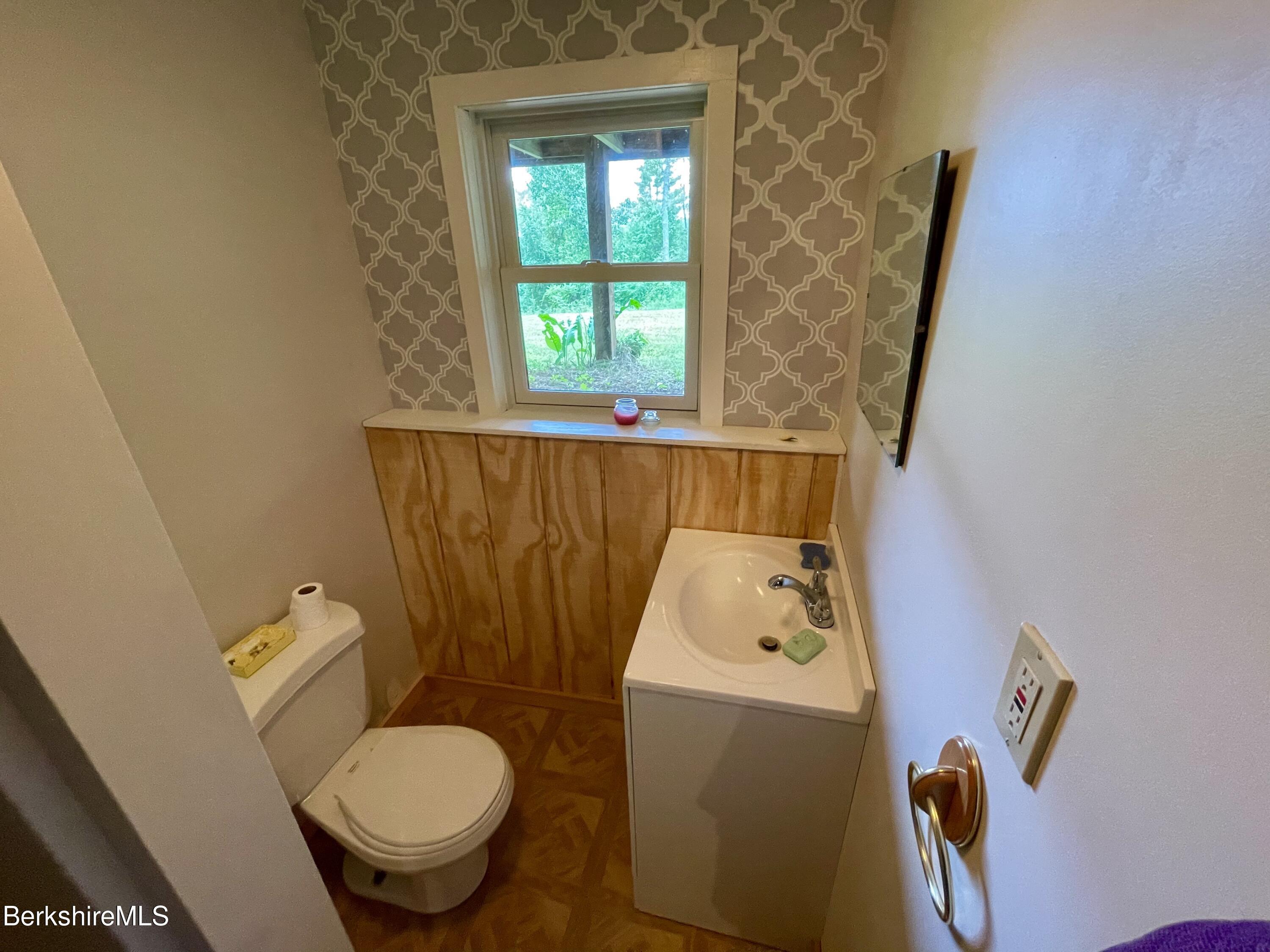 8 Sandisfield Road Sandisfield, MA 01255 - Photo 28 of 35 18