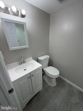 $1,900 | 229 Endsleigh Avenue, Middle River, MD 21220