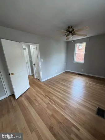 $1,900 | 229 Endsleigh Avenue, Middle River, MD 21220