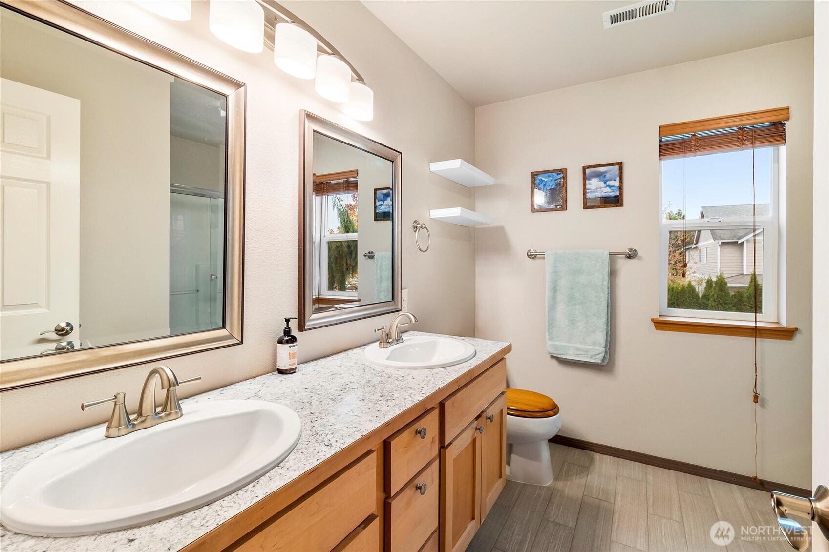 2111 Greenview Lane Lynden, WA 98264 - Photo 15 of 27