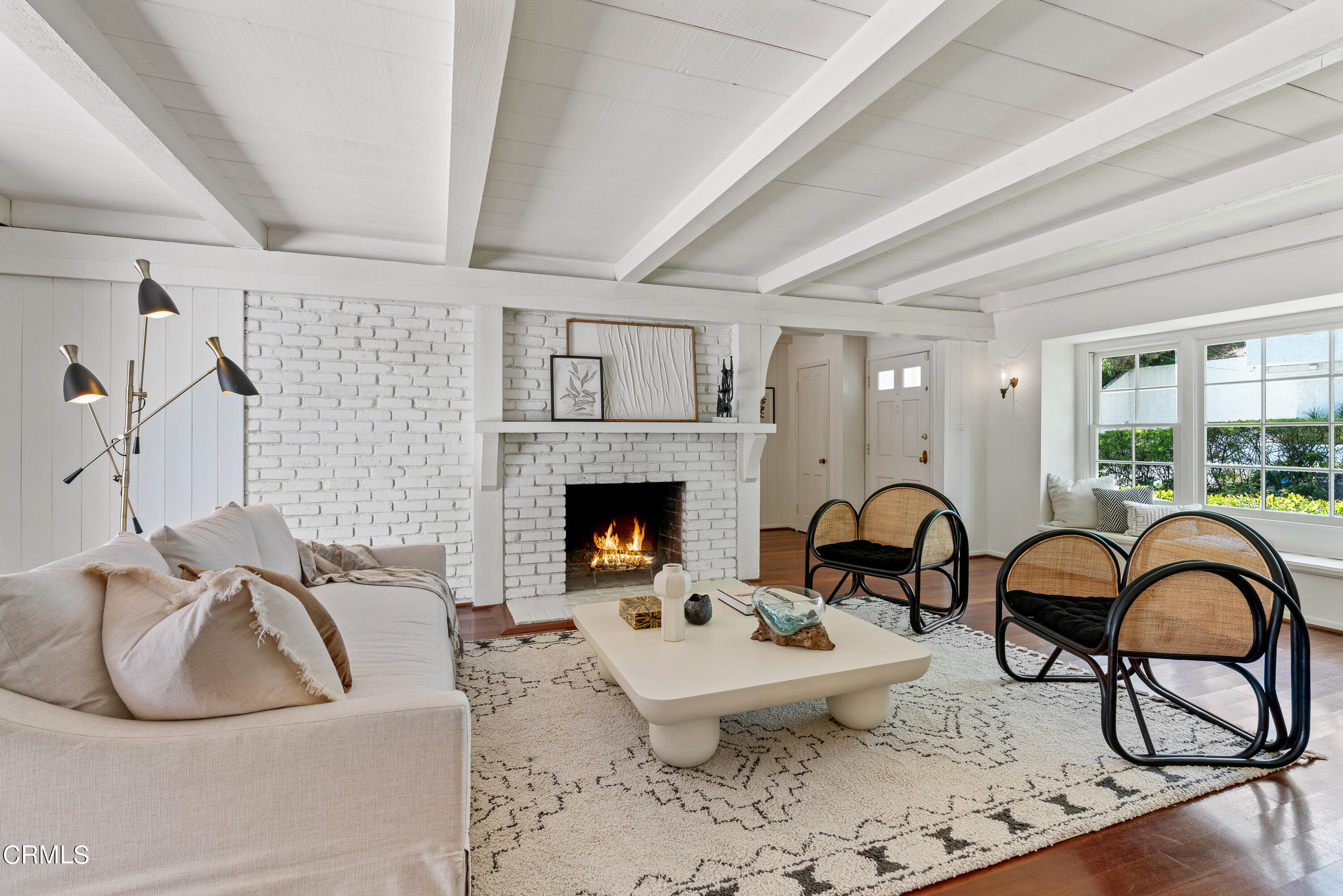 2040 Roscomare Road Los Angeles, CA 90077 - Photo 2 of 30 a living room with furniture and a fireplace
