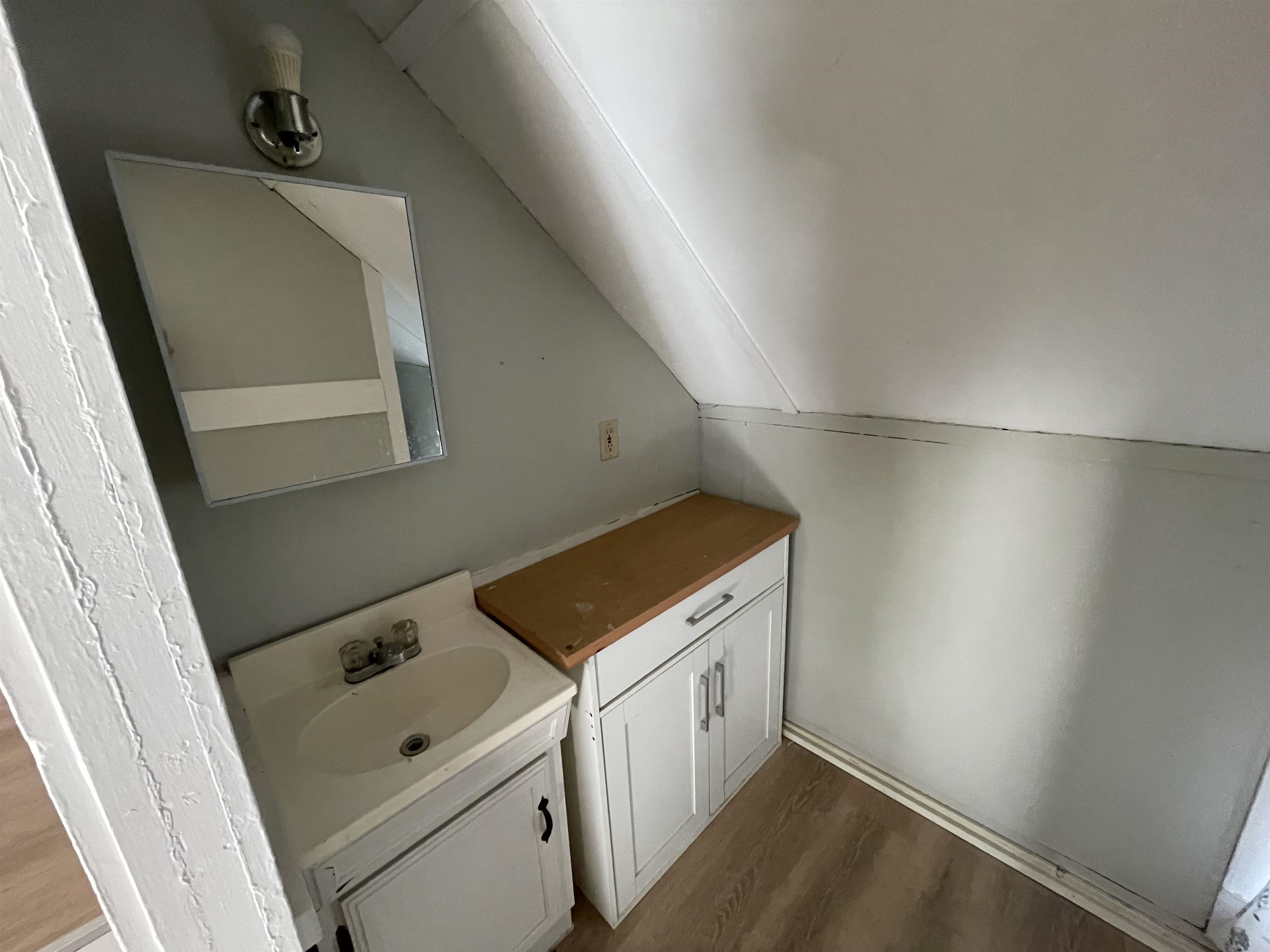 52 Chestnut Avenue, Unit 4 Rutland, VT 05701 - Photo 12 of 13