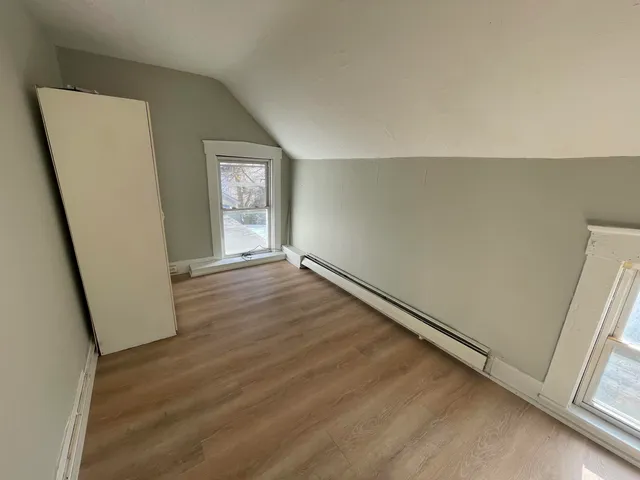 $1,250 | 52 Chestnut Avenue, Unit 4, Rutland, VT 05701