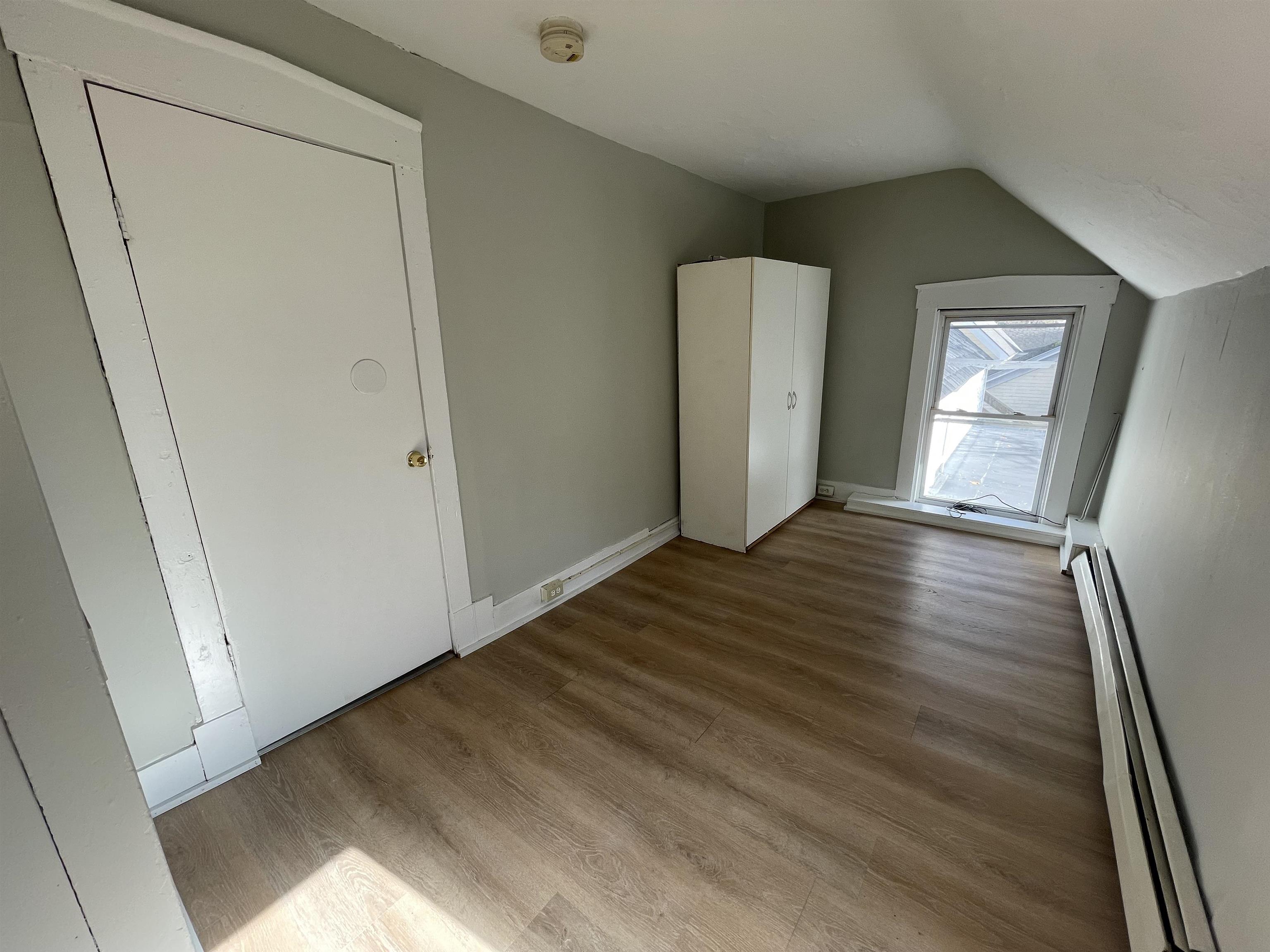 52 Chestnut Avenue, Unit 4 Rutland, VT 05701 - Photo 6 of 13