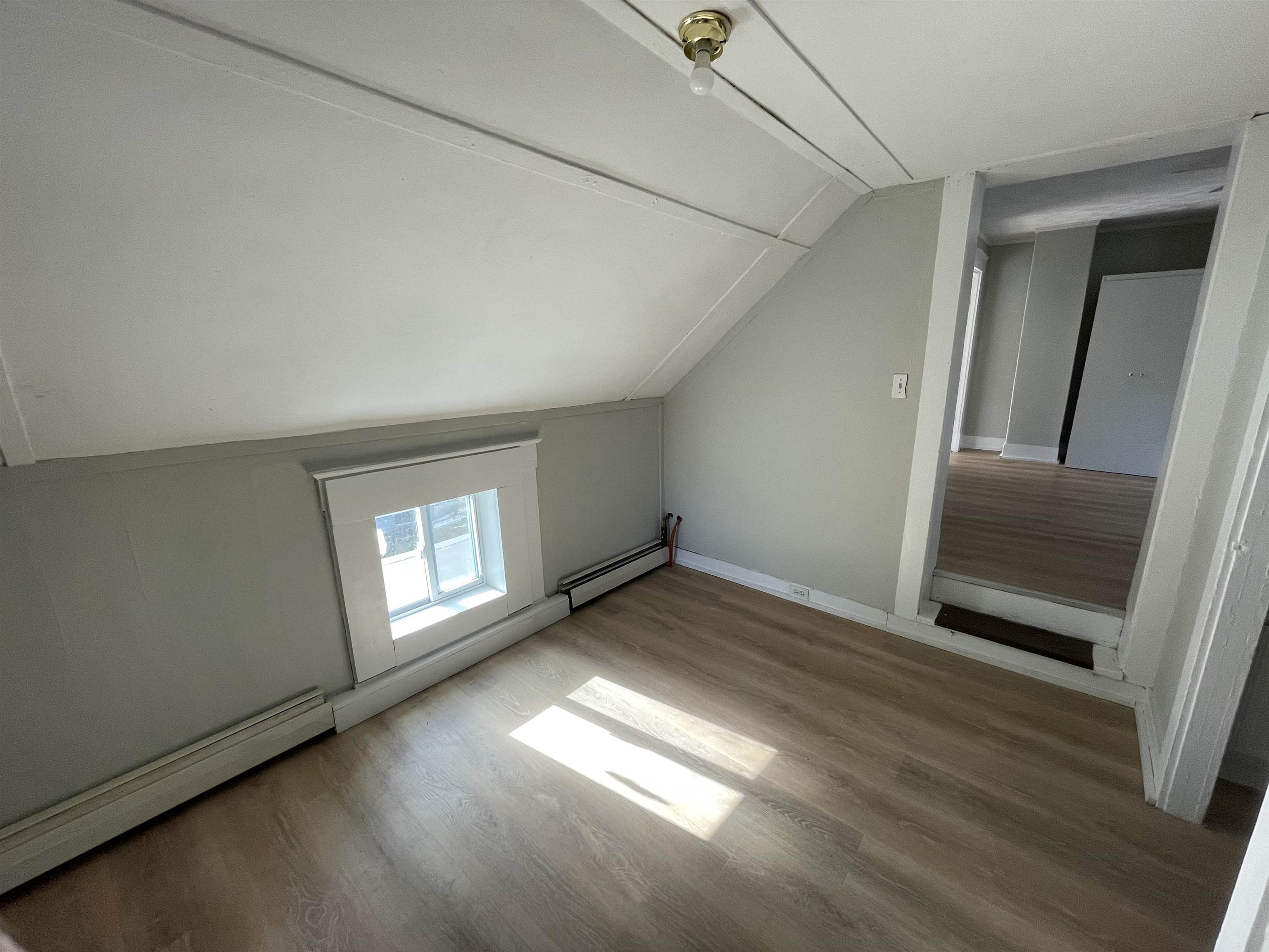 52 Chestnut Avenue, Unit 4 Rutland, VT 05701 - Photo 8 of 13