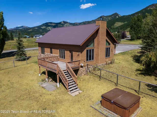 $650,000 | 725 Saddle Drive, Etna, WY 83118