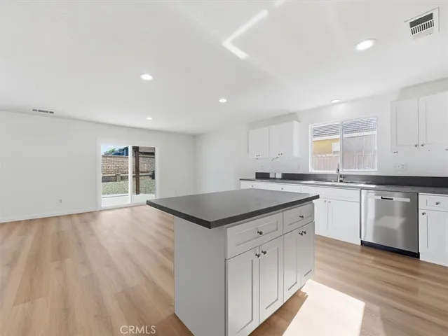 $4,500 | 2775 South Buena Vista Avenue, Corona, CA 92882