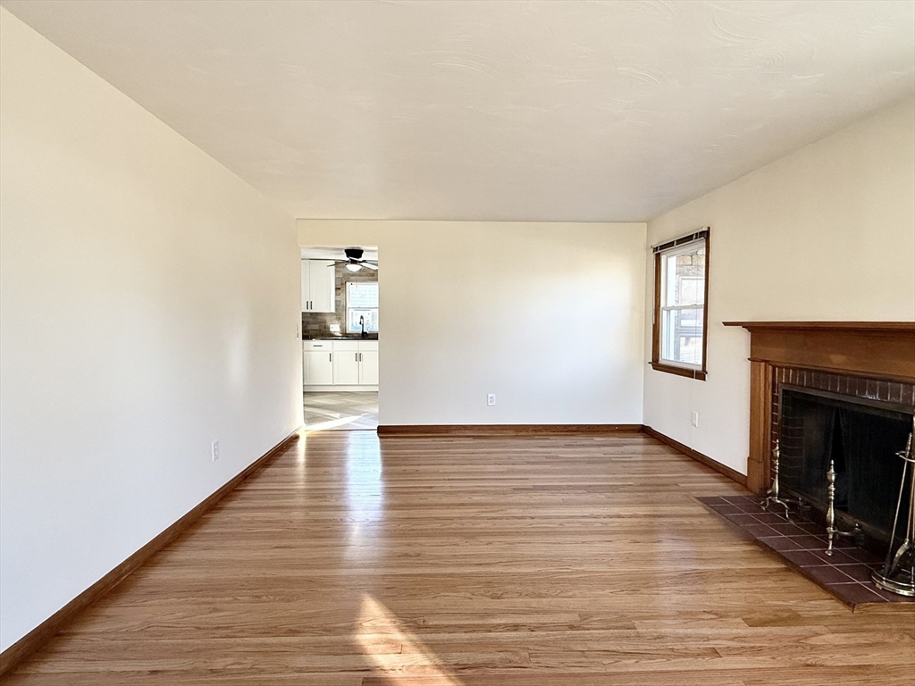 92 River Road Agawam, MA 01001 - Photo 19 of 36 Gallery Image 19
