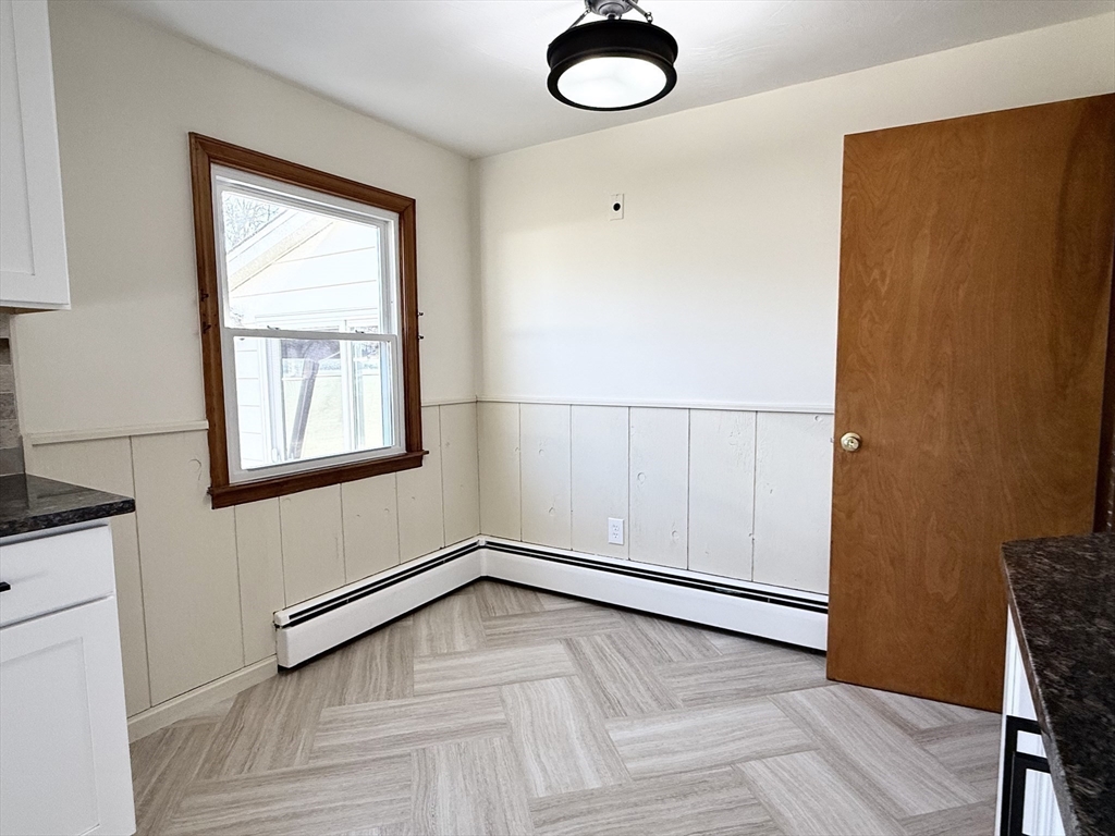 92 River Road Agawam, MA 01001 - Photo 10 of 36 Gallery Image 10