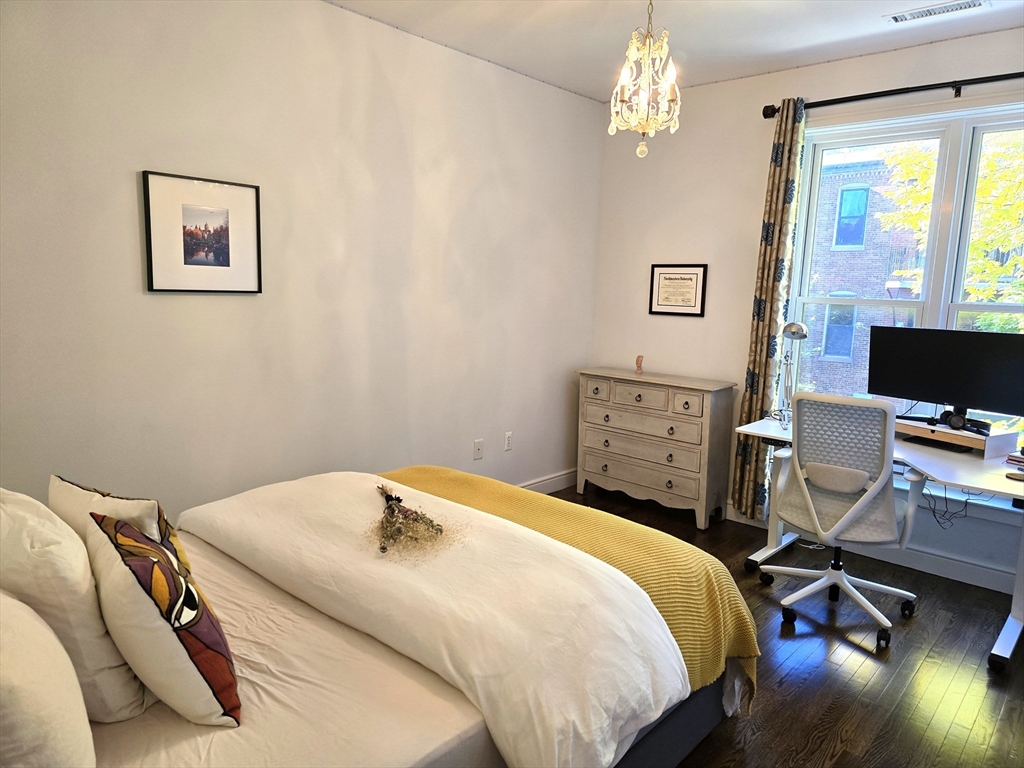 76 West Rutland Square, Unit 304 Boston, MA 02118 - Photo 11 of 19