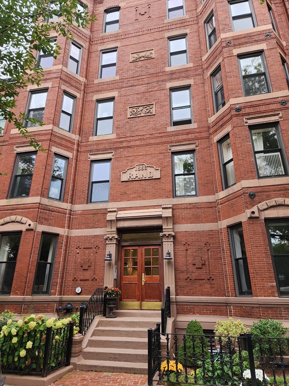 76 West Rutland Square, Unit 304 Boston, MA 02118 - Photo 19 of 19