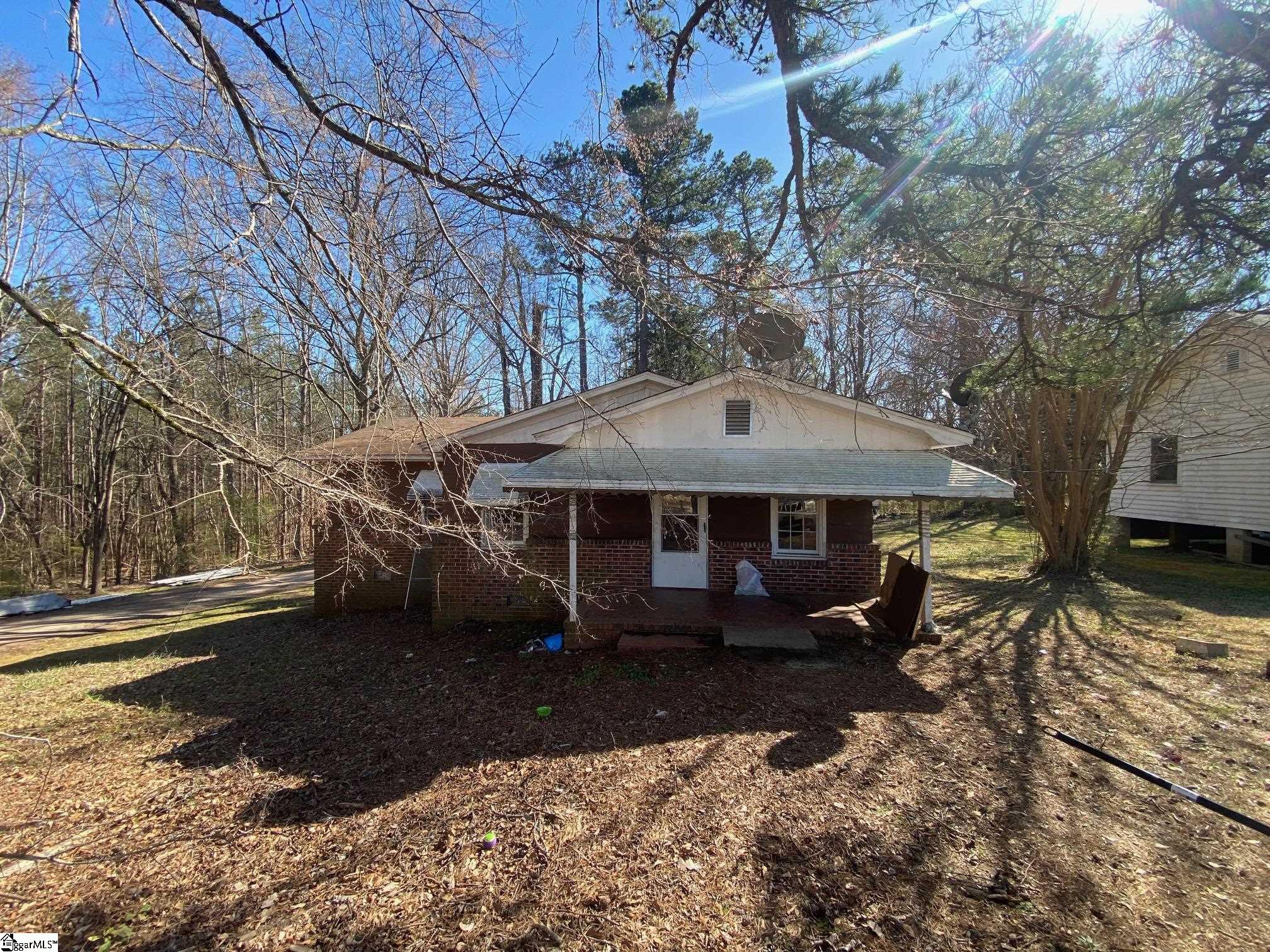 330 Blakelyville Road Clinton, SC 29325 - Photo 1 of 13 Gallery Image 1