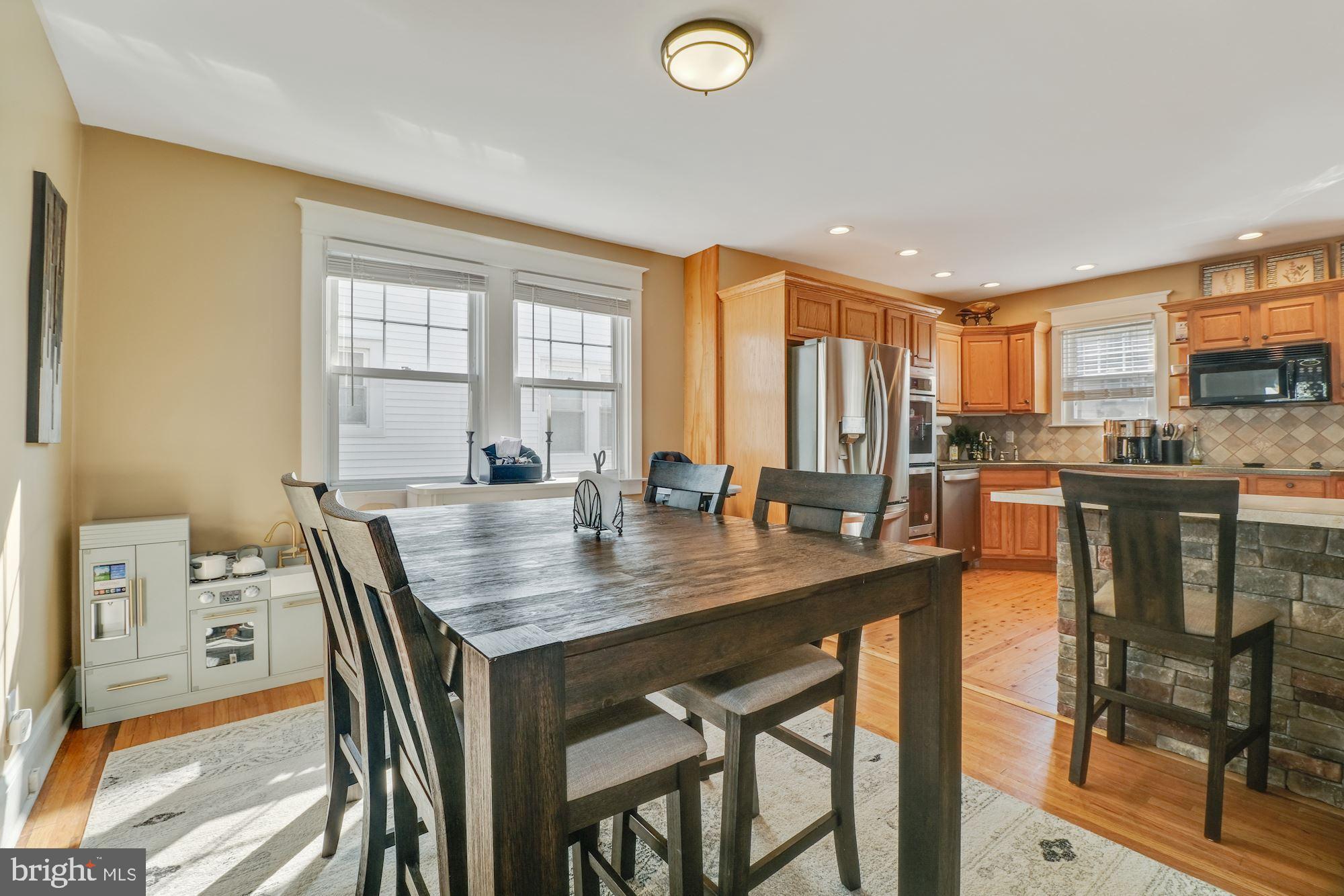 111 Harding Avenue Havertown, PA 19083 - Photo 11 of 27 Dinning room/eat in kitchen