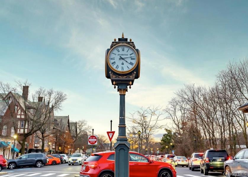 260 Garth Road, Unit 4E4 Scarsdale, NY 10583 - Photo 27 of 29 Exterior view