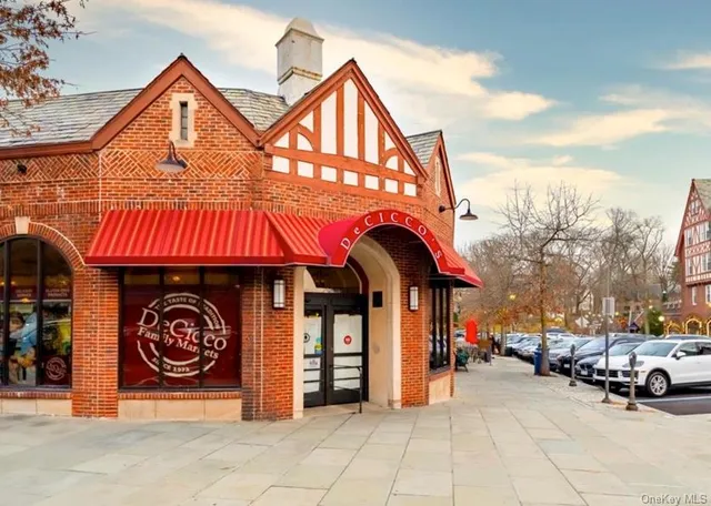 $230,000 | 260 Garth Road, Unit 4E4, Scarsdale, NY 10583