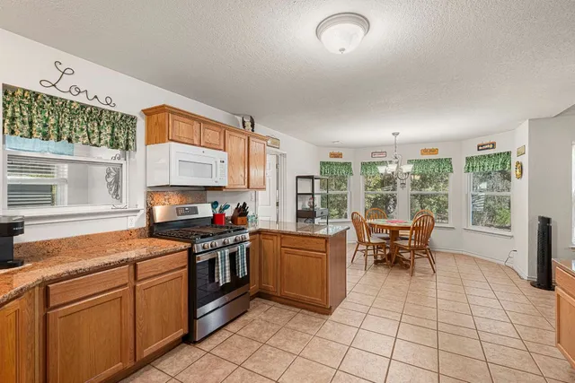 $660,000 | 220 Clydesdale Drive, Dale, TX 78616