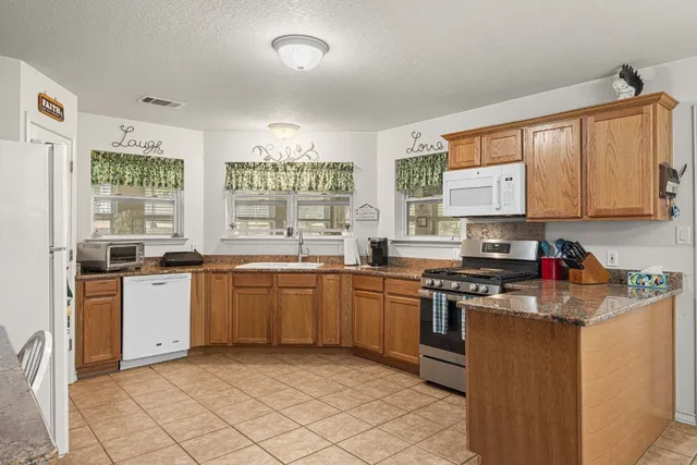 $660,000 | 220 Clydesdale Drive, Dale, TX 78616