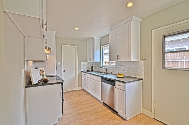 8552 Big Rock Road Santee, CA 92071 - Photo 6 of 21 Gallery Image 6