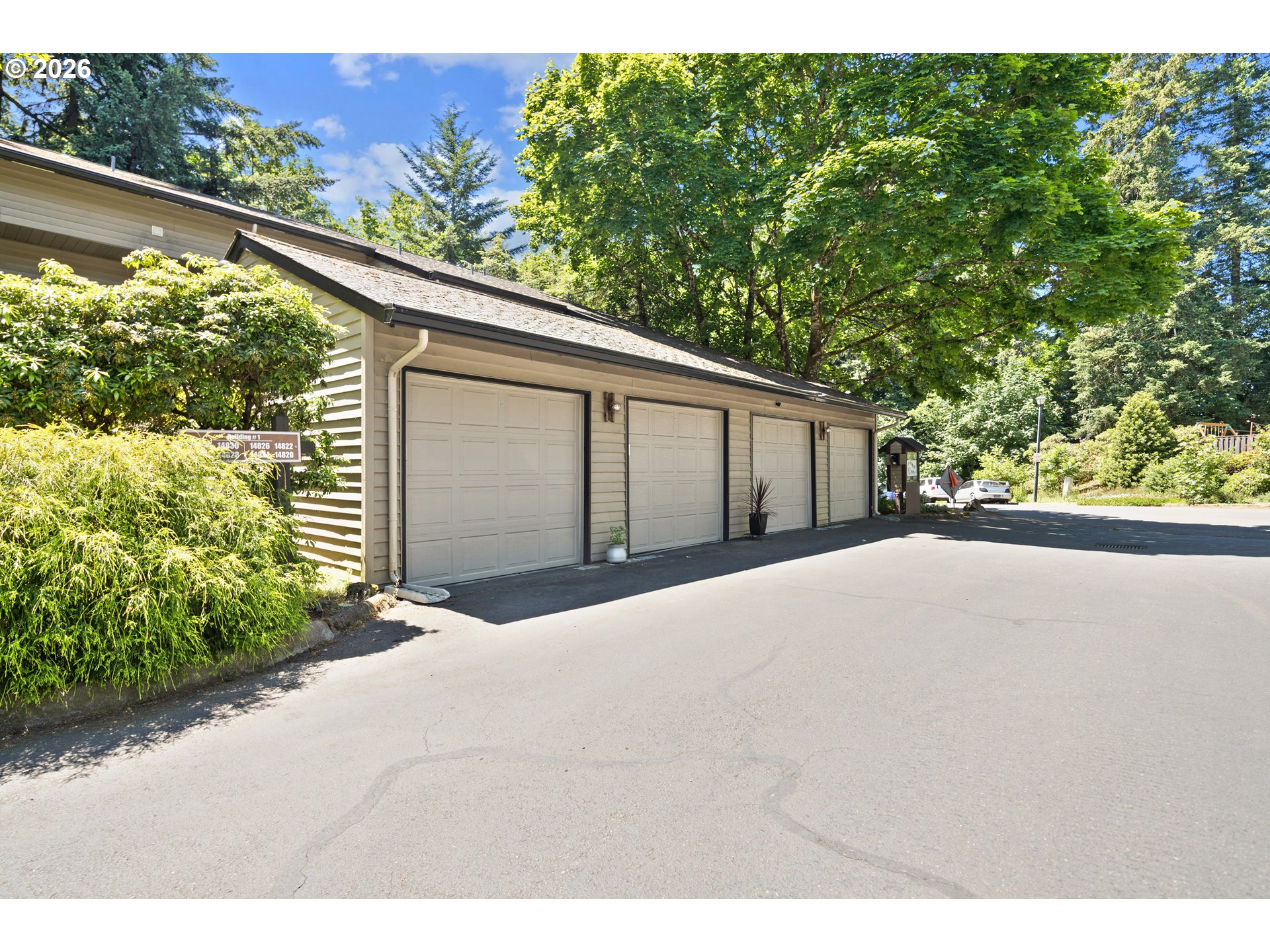 14822 Southwest 109th Avenue Portland, OR 97224 - Photo 27 of 30 Garage