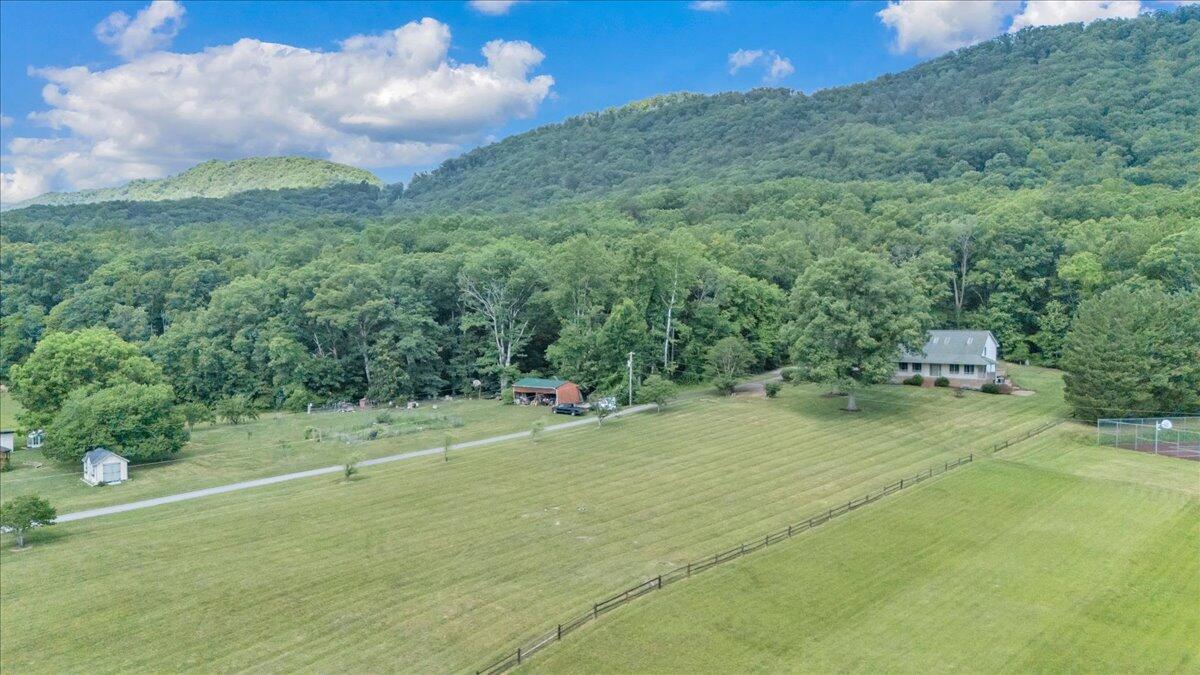 5145 Bradshaw Road Salem, VA 24153 - Photo 12 of 93 82-DJI_20260611111519_0004_D